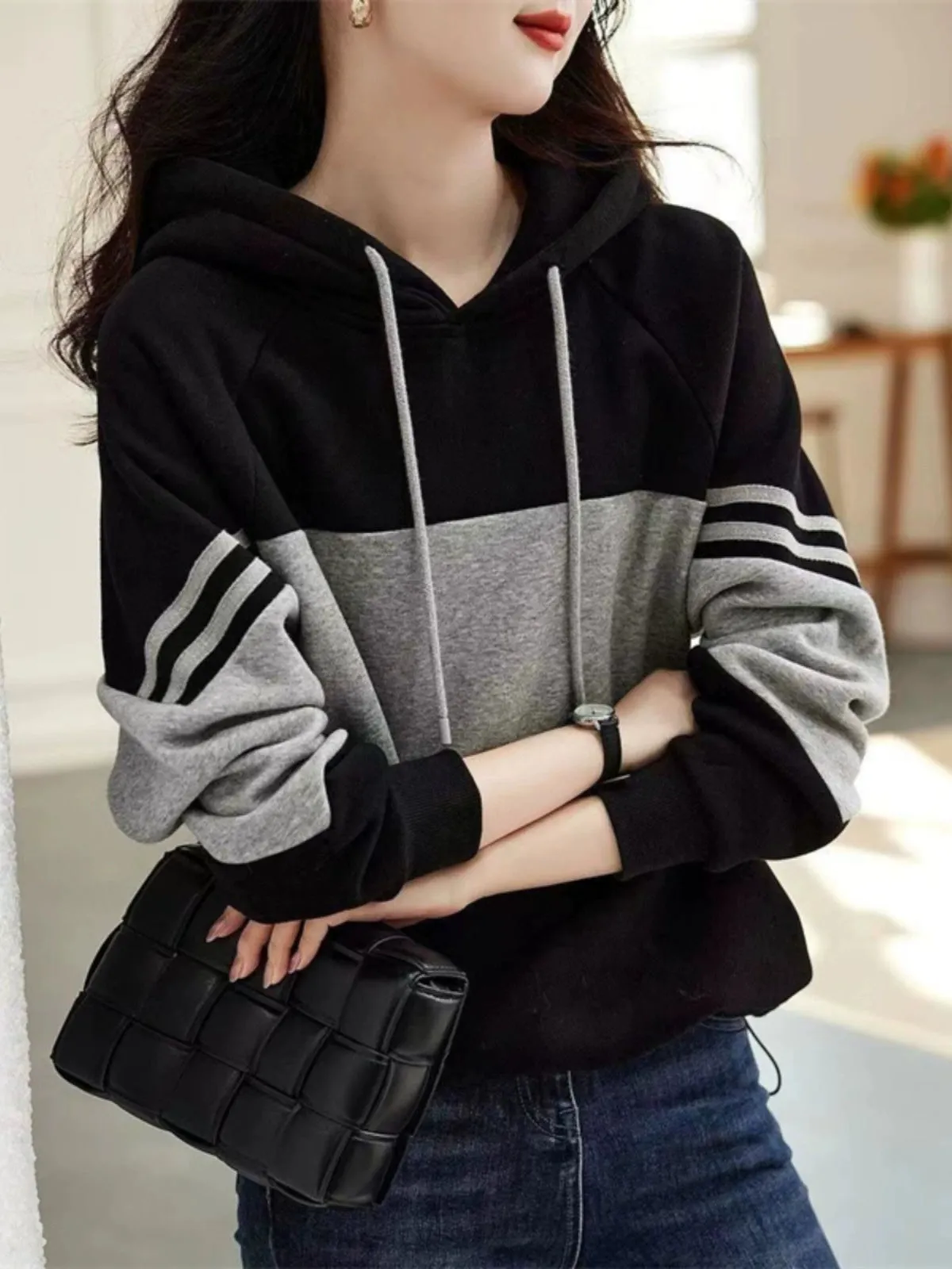 Black Loose Striped Patchwork Casual Hooded Sweater