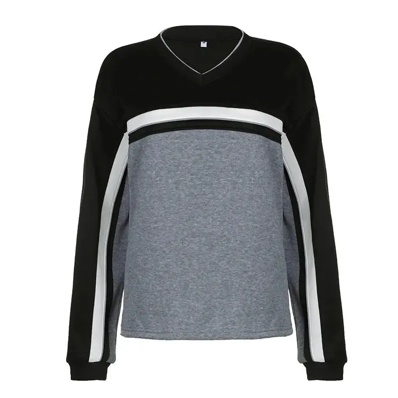 Spliced Contrasting Loose Fitting Sweatshirt Pullover