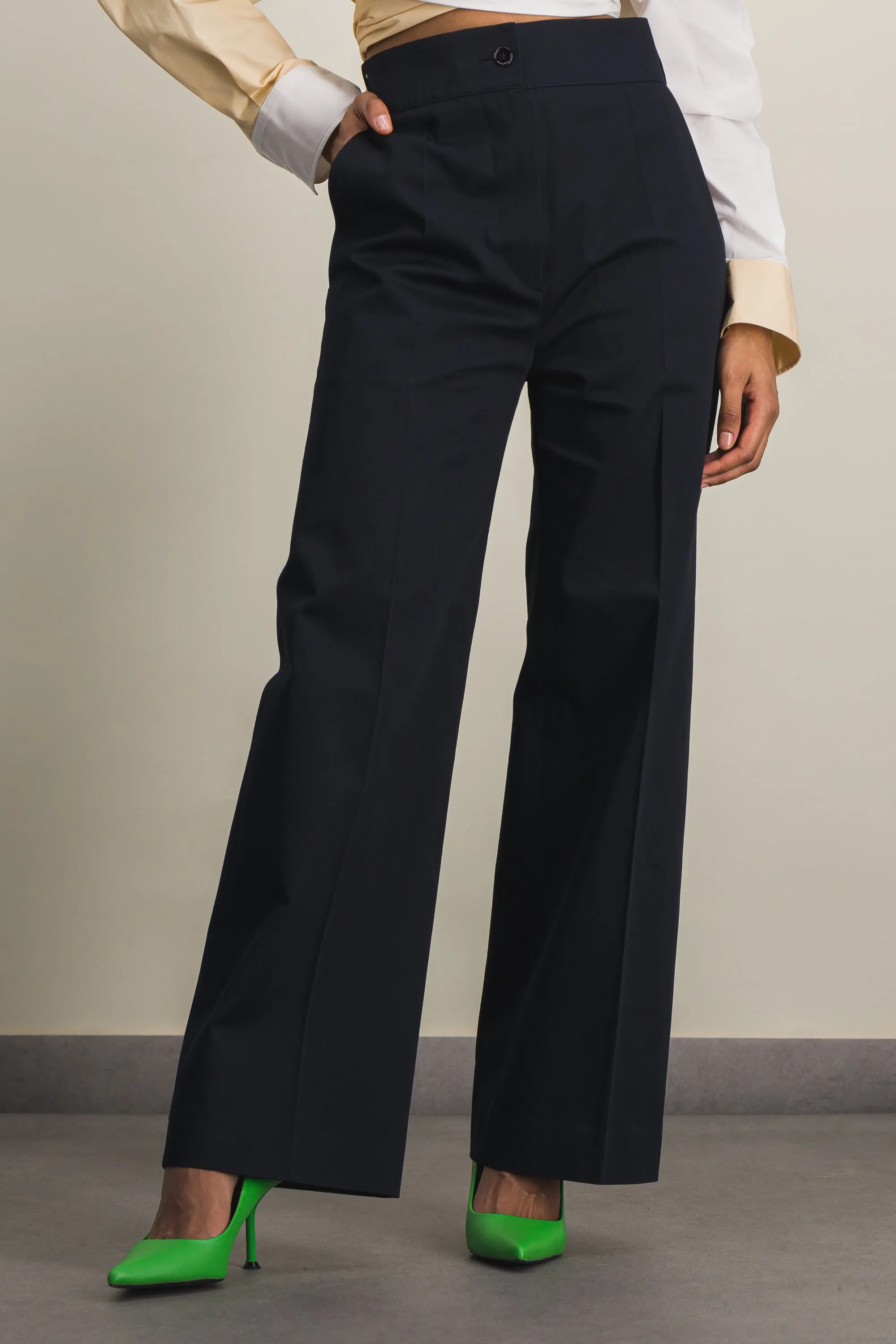 Straight leg tailored night blue organic coton pants